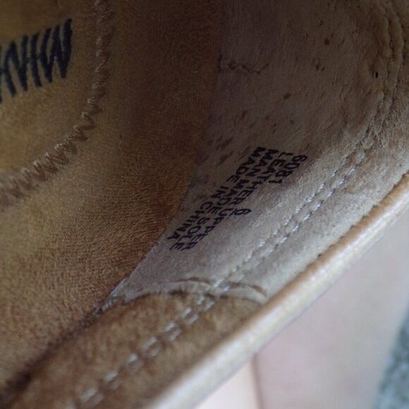 Minnetonka leather loafers 6 - Picture 11 of 13